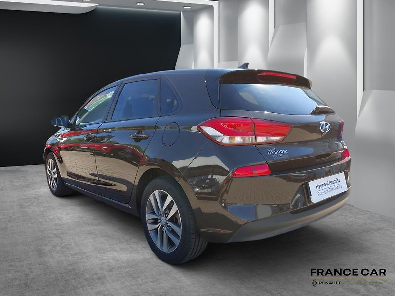 Hyundai i30 (2017) 1,6 CRDi 81 kW STYLE - fotka 7 z 24