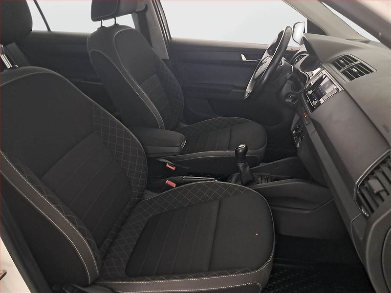 Škoda Fabia (2021) Ambition 1.0 TSI, ČR,1.maj - fotka 9 z 19