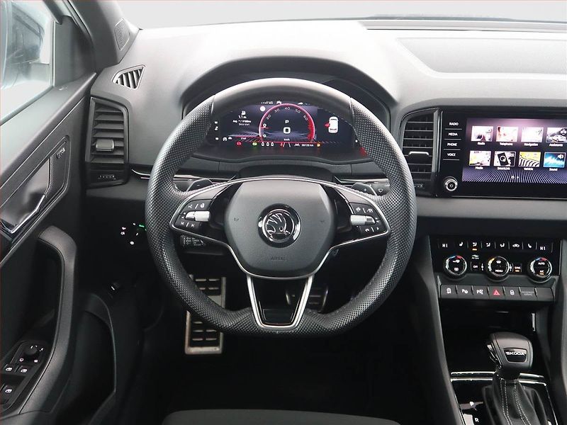 Škoda Karoq (2024) Sportline 1.5 TSI - fotka 16 z 30