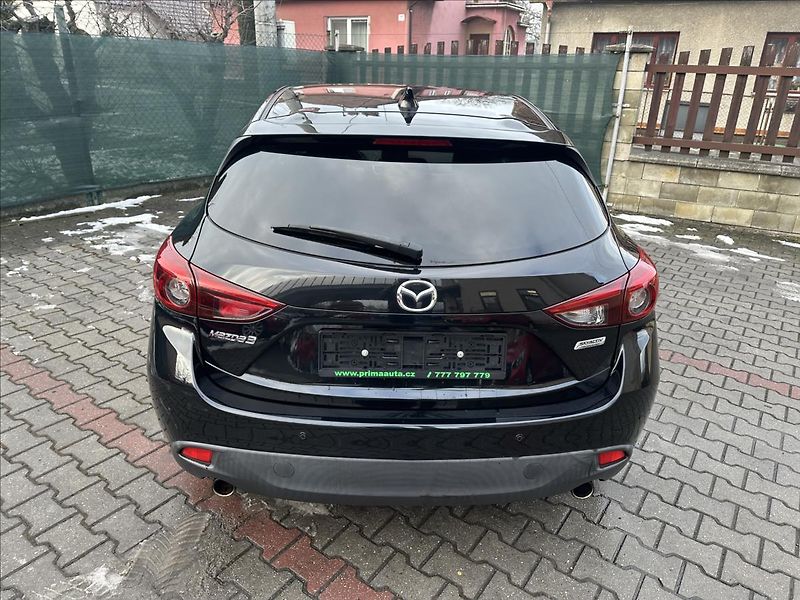 Mazda 3 2,0 121kw G165 TOP - fotka 6 z 22