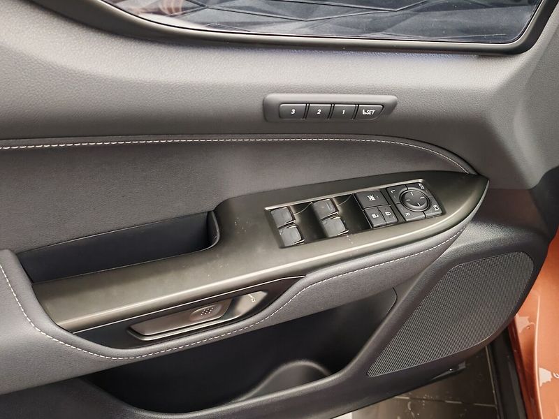 Lexus NX 450h plus 450h+ PRESTIGE Plug-in Hybrid - fotka 34 z 41