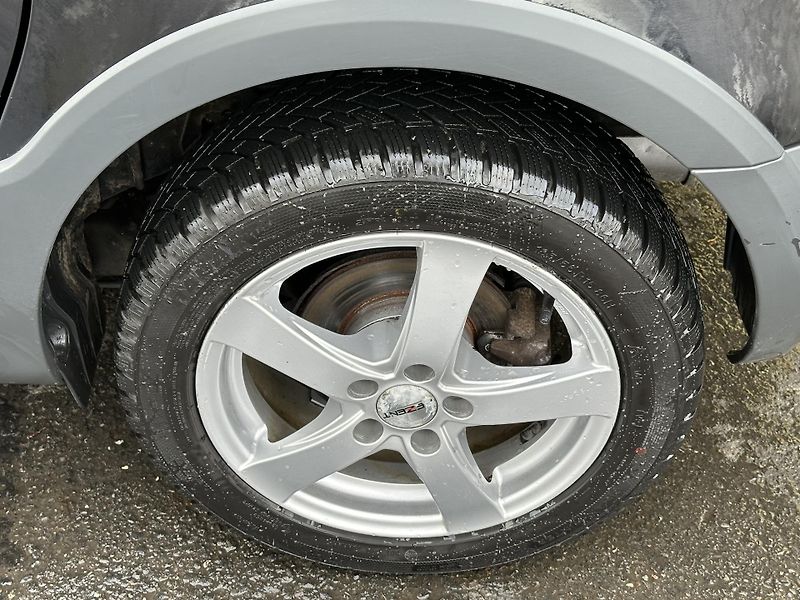 Škoda Roomster (2013) SCOUT 1.2TSI/63kW AC * 2.Maj.  - fotka 30 z 33