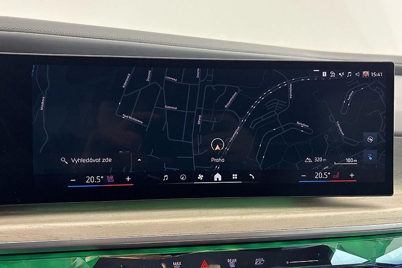 BMW i7 xDrive60 - fotka 10 z 27
