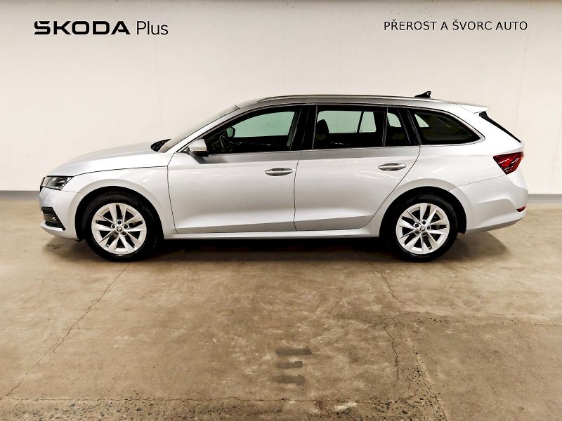 Škoda Octavia (2022) 2.0 TSI 140 kW DSG 4x4 Style P - fotka 3 z 30