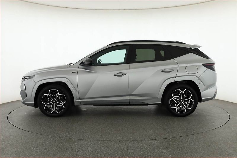 Hyundai Tucson (2022) N-Line 1.6 T-GDI, 4X4, ČR - fotka 3 z 17