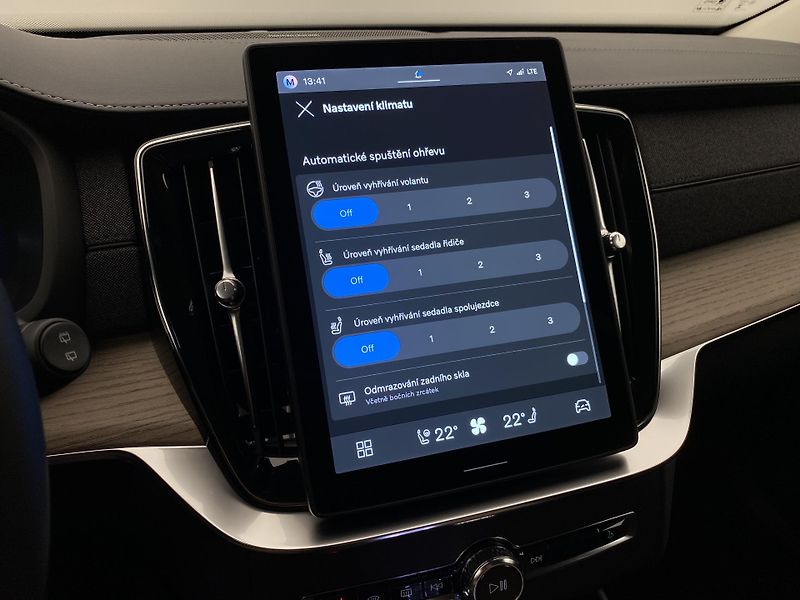 Volvo XC90 (2026) T8 AWD RECHARGE BRIGHT PLUS 7m - fotka 48 z 72