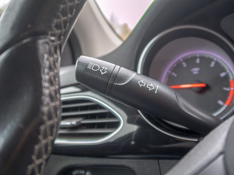 Opel Astra (2016) 1.0T 77KW – PO SERVISU - fotka 17 z 41