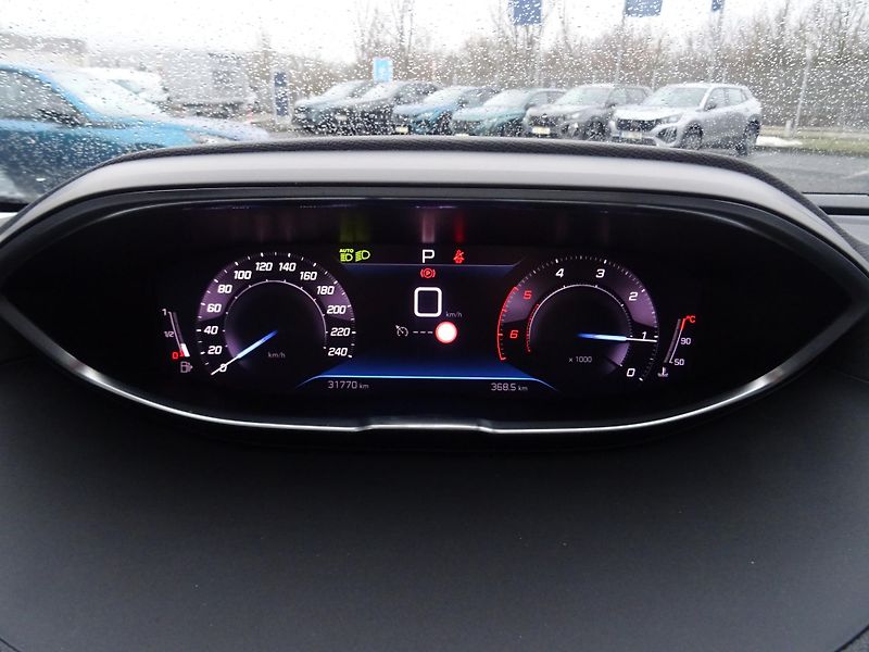 Peugeot 3008 (2022) ALLURE 1.5 BHDi S&S 130k EAT8 - fotka 41 z 73