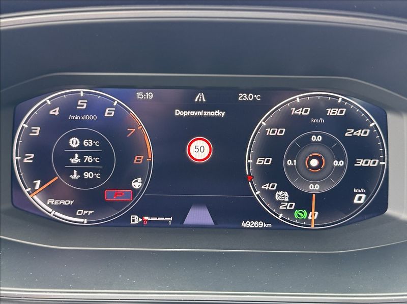 Cupra Formentor 2,0 TSI 140kW DSG 4Drive ČR - fotka 27 z 50