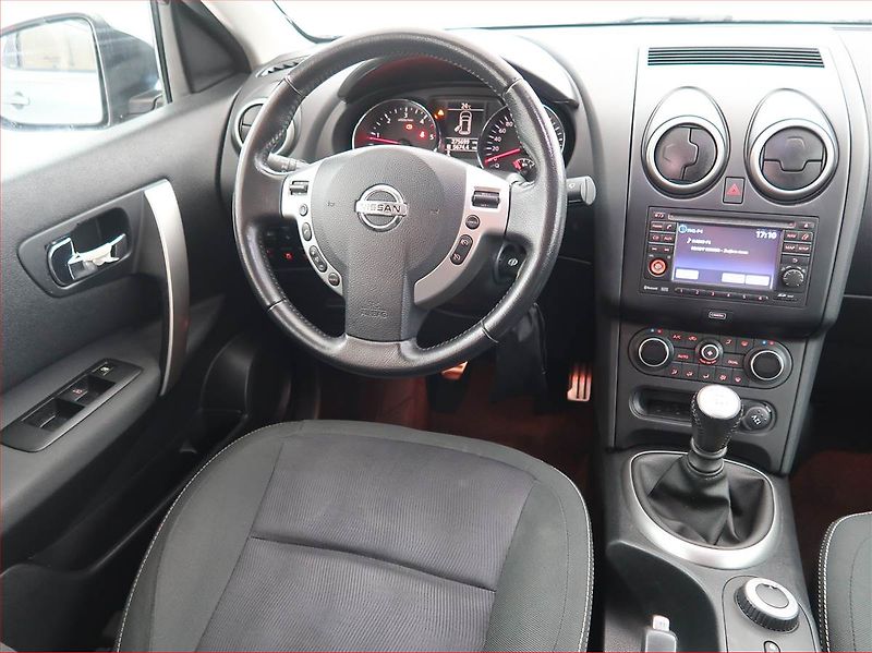 Nissan Qashqai (2013) 1.6 dCi, 4X4, Serv.kniha - fotka 7 z 18