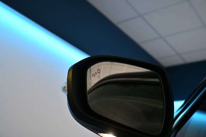 Ford Mondeo (2022) 2.0 VIGNALE 140 KW LED Tažné 8 - fotka 28 z 43