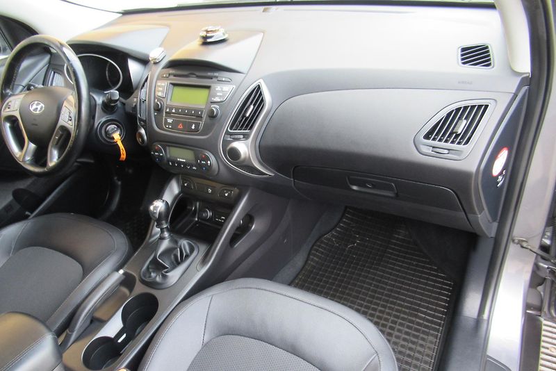 Hyundai ix35 1.7 CRDi AUT. KLIMA PŮVOD ČR - fotka 20 z 24