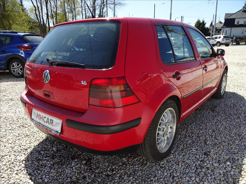 Volkswagen Golf IV 1,6i 77kW - fotka 7 z 44