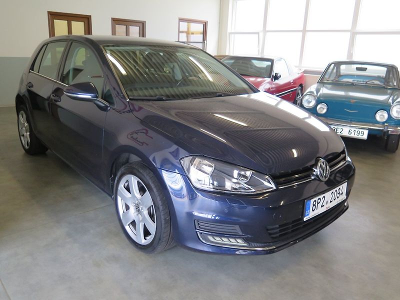 Volkswagen Golf (2014) 1.4TSI,klima,navi,senzory,tažn - fotka 5 z 26