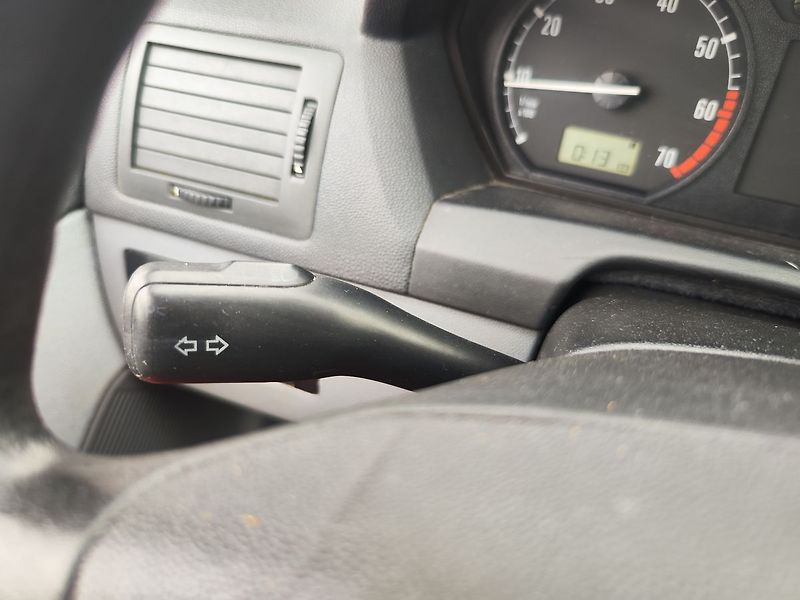 Škoda Fabia 1.4i 16V/55kW Comfort - fotka 19 z 22