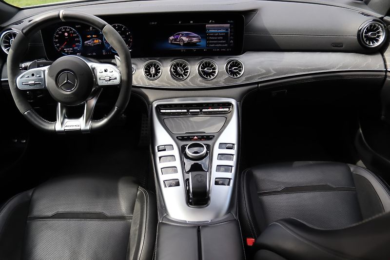 Mercedes-Benz AMG GT 43 4MATIC+ 4D 270kW DPH - fotka 41 z 50