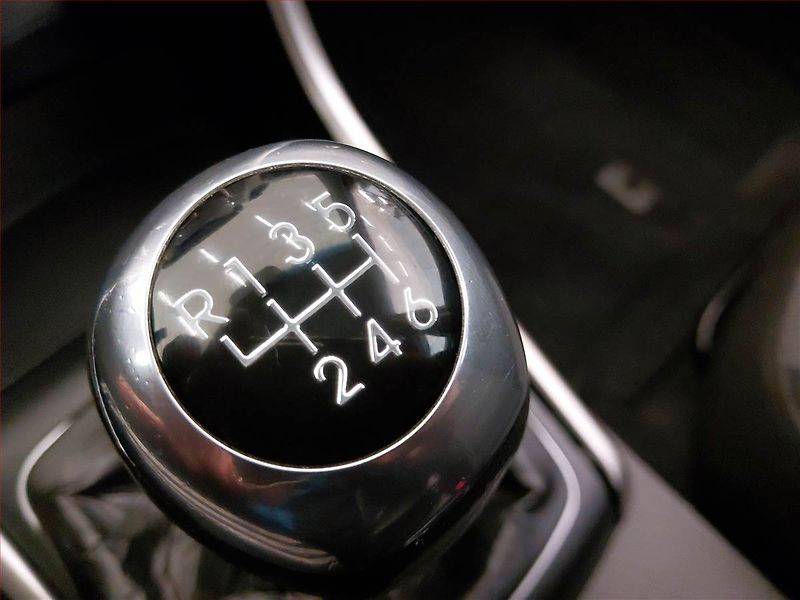 Hyundai i30 (2012) 1.6 GDI, Serv.kniha, Tempomat - fotka 16 z 17