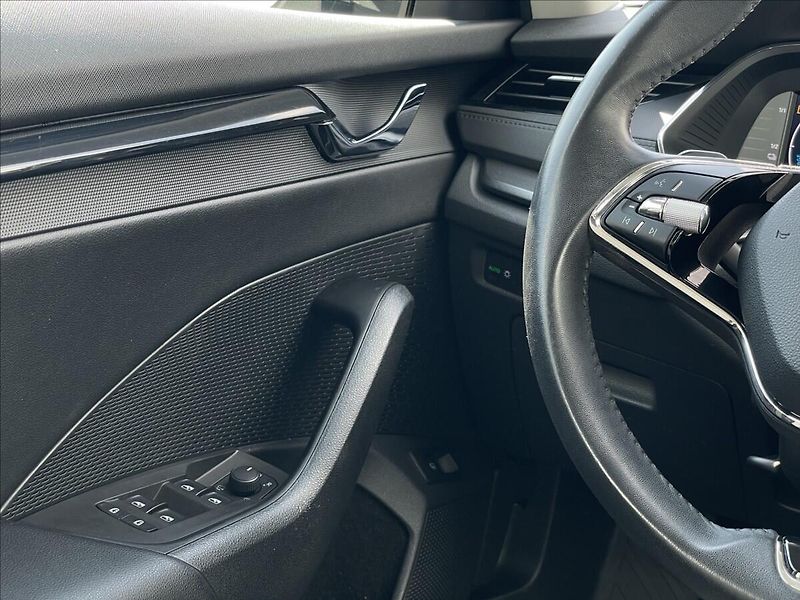 Škoda Octavia 1,4 TSI DSG Combi Ambition  iV - fotka 14 z 24