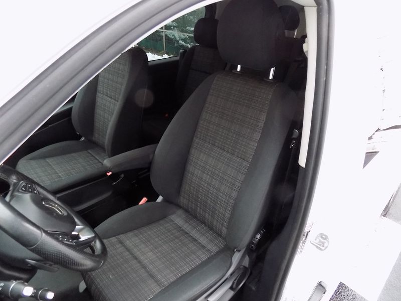 Mercedes-Benz Vito (2020) 114CDI/Extra-Long/4x4/Full-LED - fotka 11 z 35