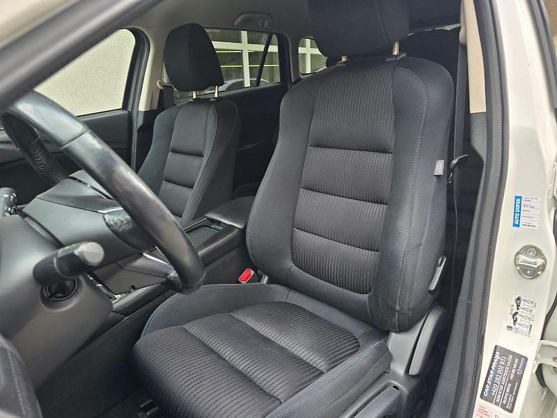 Mazda 6 2.0i Attraction, DPH, serv.kn. - fotka 11 z 28