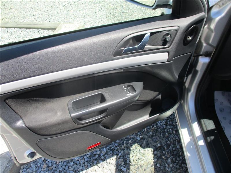 Škoda Octavia 1,9 TDI, klimatizace,serviska, - fotka 18 z 37