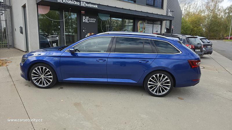 Škoda Superb (2019) Canton,Virtual,Webasto,Masáž - fotka 9 z 36
