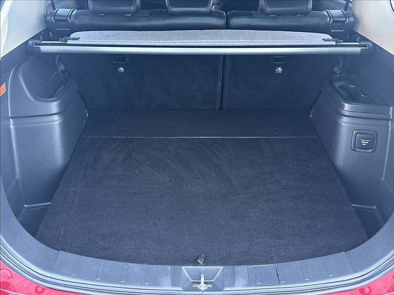 Mitsubishi Outlander 2,4 PHEV 224PS  Diamant 4x4 A/ - fotka 45 z 58