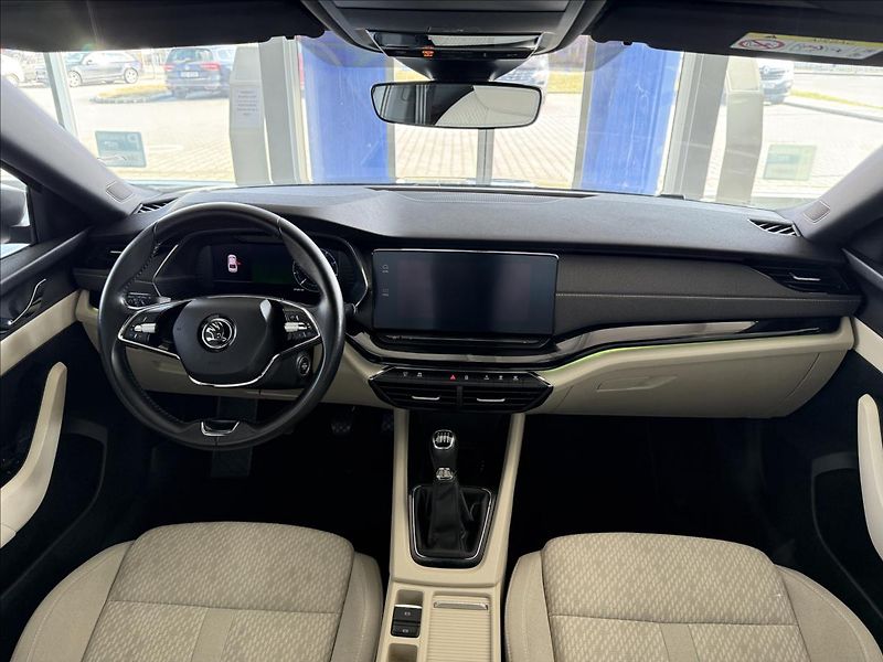 Škoda Octavia 1,5   110kW,STYLE,ČR,SERVISKA - fotka 8 z 28