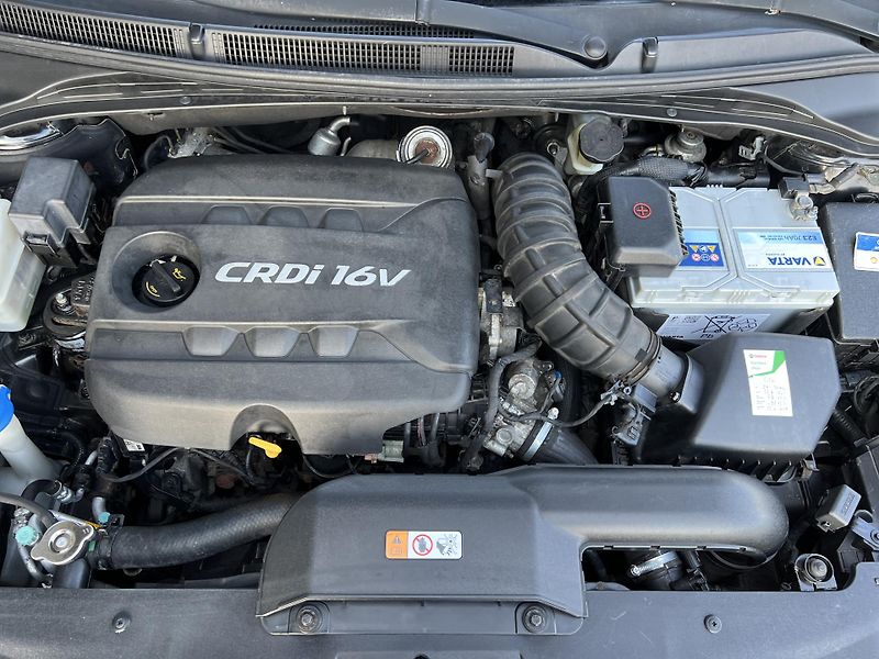 Hyundai i40 1.7CRDi KAMERA KLIMA PŮVOD ČR - fotka 35 z 41