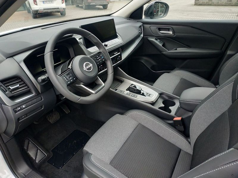 Nissan Qashqai E-POWER AT, 2WD, ZADÁNO - fotka 10 z 29