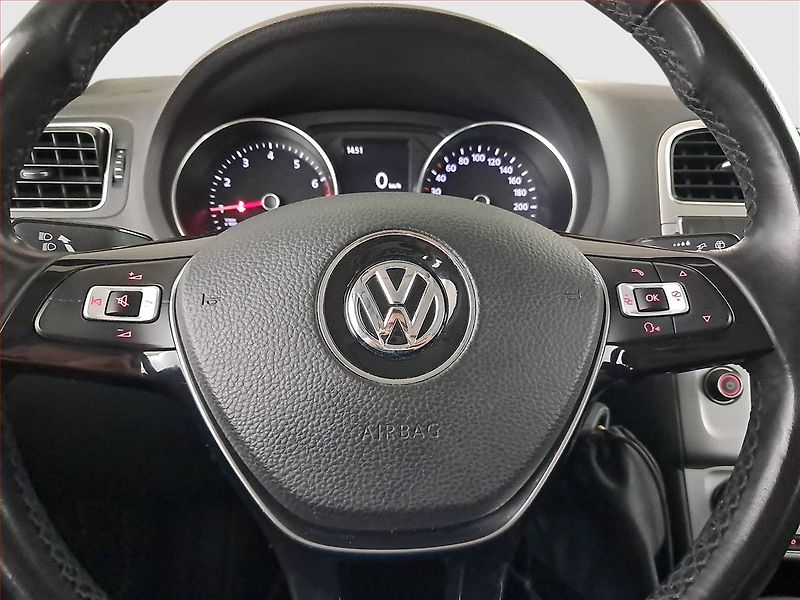 Volkswagen Polo (2017) 1.2 TSI - fotka 17 z 18