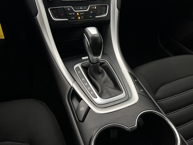 Ford Mondeo 2.0 TDCI TREND - fotka 24 z 39