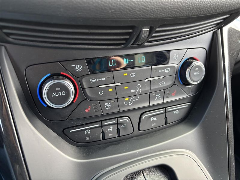 Ford Kuga 2,0 EcoBoost 170kW  ST-Line - fotka 36 z 50