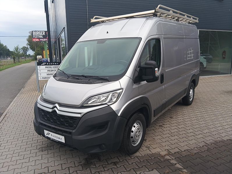 Citroën Jumper (2020) Furgon 3500 L2H2 140k 2.2 BHDi - fotka 3 z 23