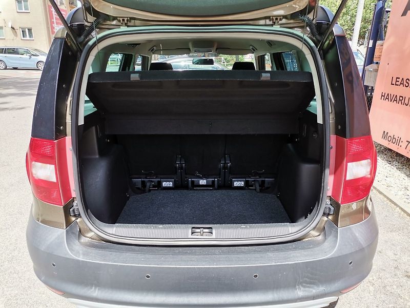 Škoda Yeti (2011) 1.4TSi 90kw ACTIVE PDC - fotka 18 z 27
