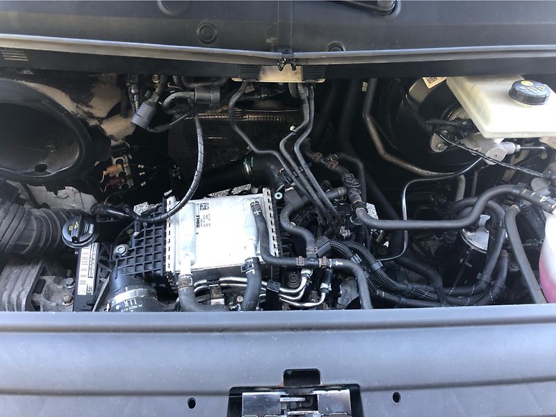 Volkswagen Crafter 2.0 TDI - fotka 28 z 28
