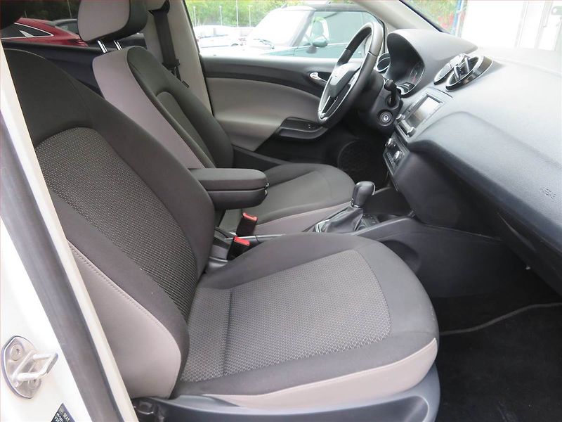 Seat Ibiza (2016) 1.0 TSI, Automat, Bi-Xenony - fotka 9 z 17