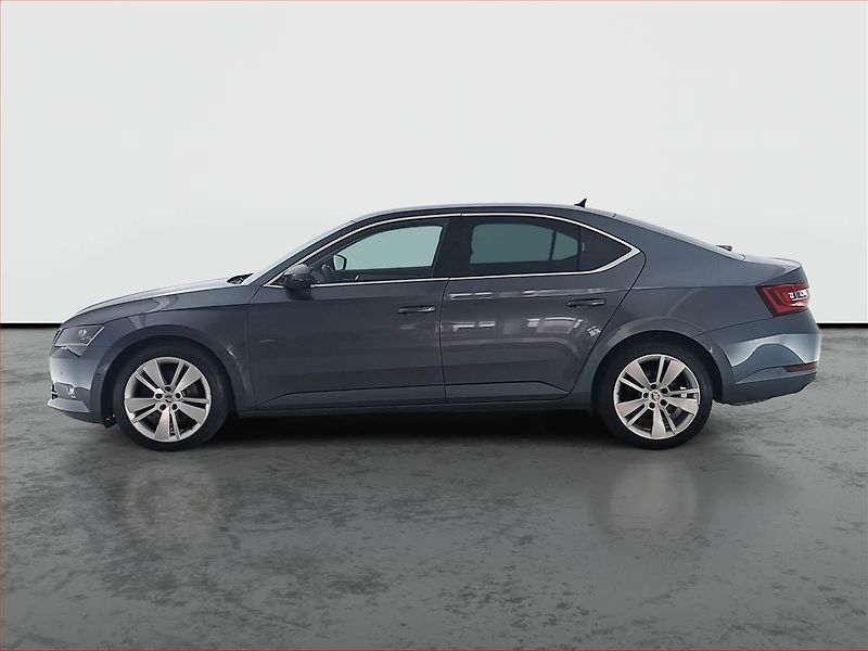 Škoda Superb (2015) Style 2.0 TDI, Automat - fotka 3 z 20