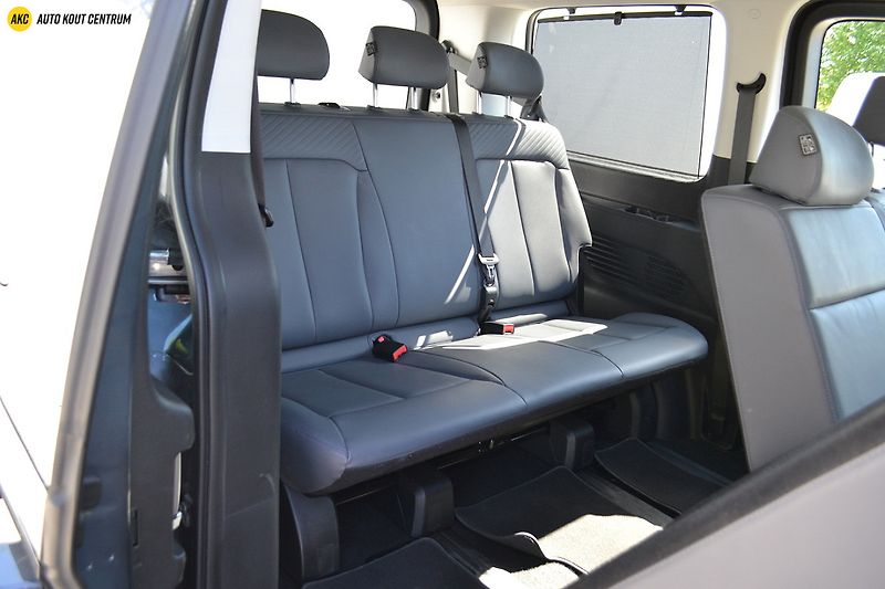 Hyundai Staria 2.2CRDi PREMIUM A/T- 9 MÍST - fotka 20 z 79
