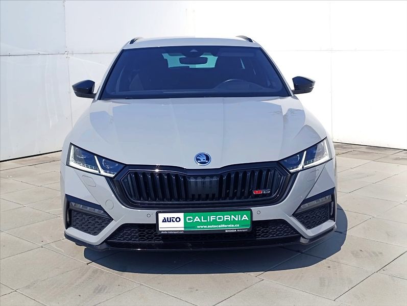 Škoda Octavia 2,0 TDi RS DSG Kamera 1maj. ČR - fotka 3 z 40