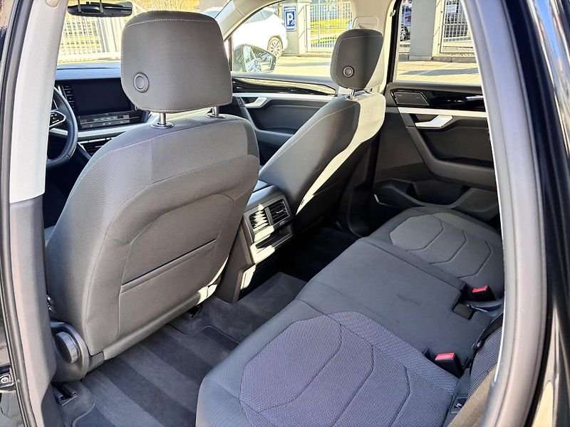 Volkswagen Touareg 170KW,4X4,8°AT,ČERNÁDEEP,TAŽNÉ - fotka 12 z 34