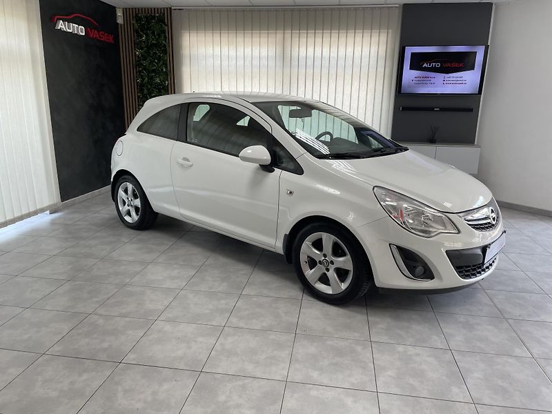 Opel Corsa 1.2 i AUTOMAT REZERVACE  - fotka 2 z 20