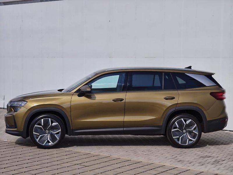 Škoda Kodiaq Exclusive Selection 7DSG 4x4 2 - fotka 3 z 29