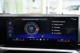 BMW i4 eDrive35 3L-ZÁRUKA  9tis.KM 1M - náhled 40