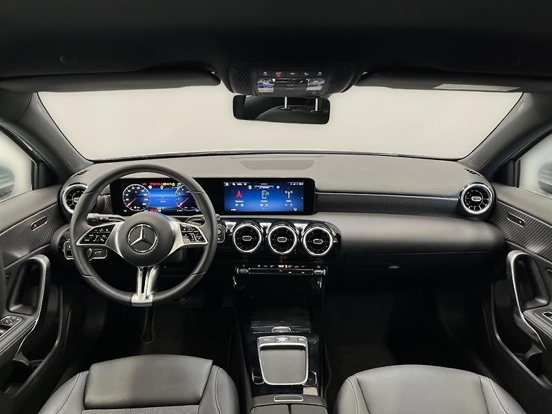 Mercedes-Benz Třídy A 200 Progressive Line - fotka 13 z 20