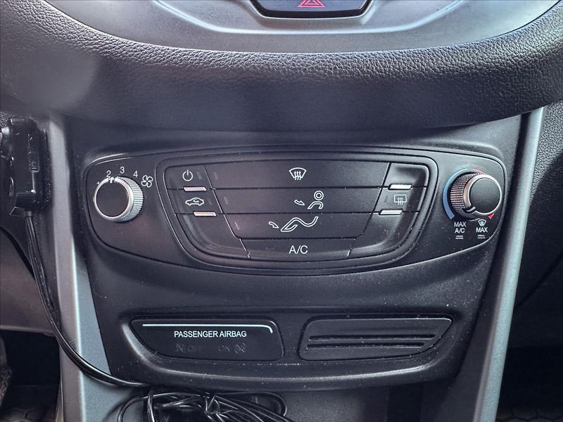 Ford B-MAX 1,4 Duratec Trend - fotka 7 z 16