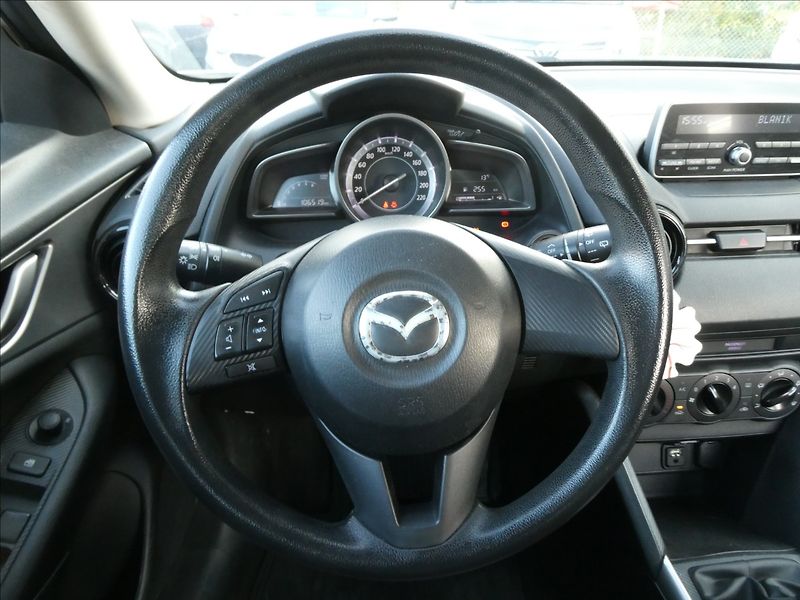 Mazda CX-3 2,0 Skyactiv-G120 Revolution - fotka 28 z 37