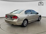 Honda Civic 8. gen 1.8 LS - náhled 4