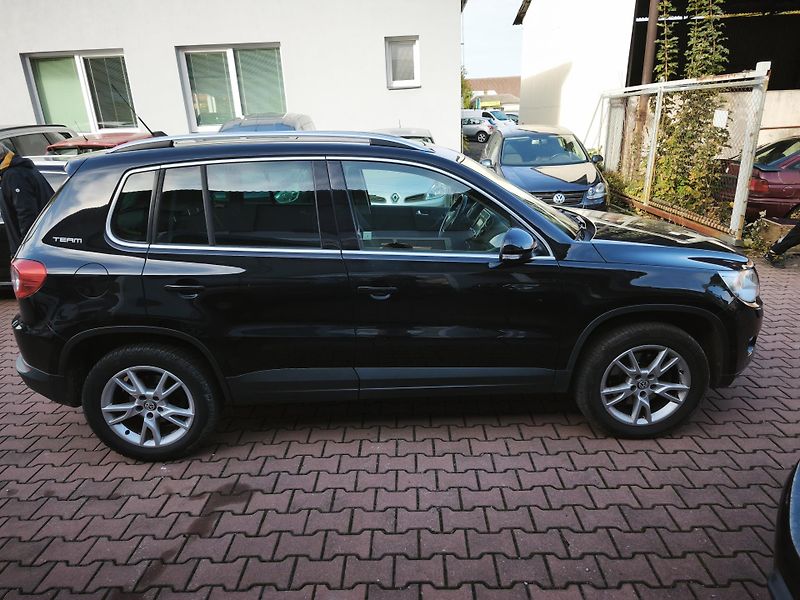 Volkswagen Tiguan (2011) 1,4TSi-110kW - fotka 4 z 11