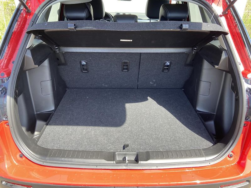 Suzuki Vitara 1.4 BoosterJet 6AT 4x4 Eleganc - fotka 12 z 21